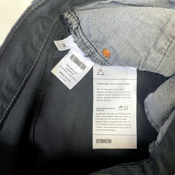 Reformation Repurposed Vintage Levi 501s Worn Black Finished Cuff Jeans sz 28 - Picture 5 of 6